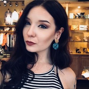 Meet your Posher, Amber